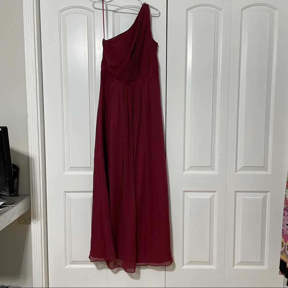 Dove and Dahlia Weddington one shoulder wine red